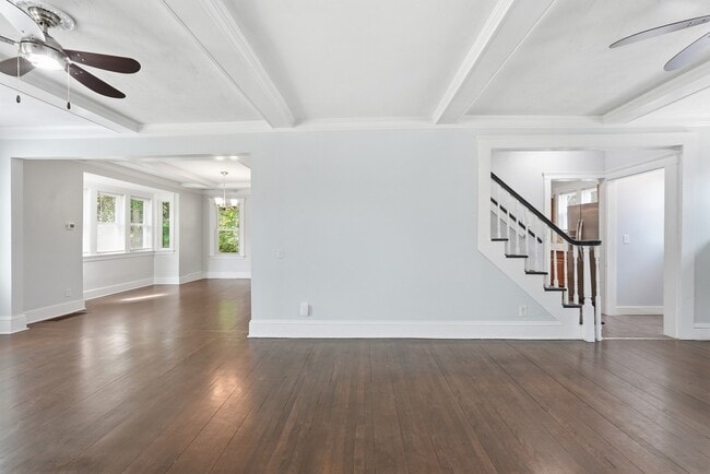 14 St Elmo Rd