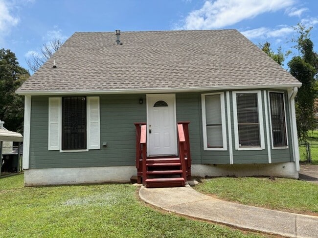Building Photo - 6908 Kimberly Ave