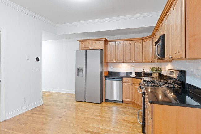 Photo - 85 Broadway Unidad 2H