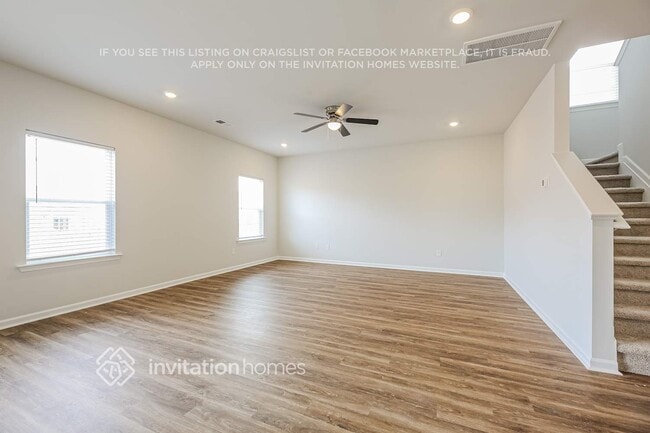 Photo - 213 White Flds Ave