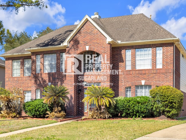 Building Photo - Executive Living in the Heart of Sugar Land