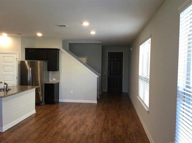 Photo - sweet home for rent