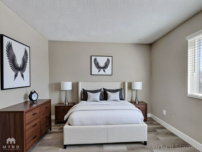 Photo - 2132 W Glenrosa Ave