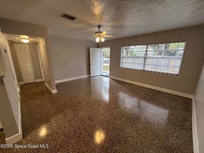 Photo - 1805 Guava Ave
