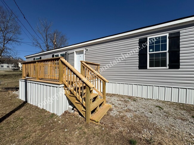 Building Photo - Oak Tree Mobile Home #6