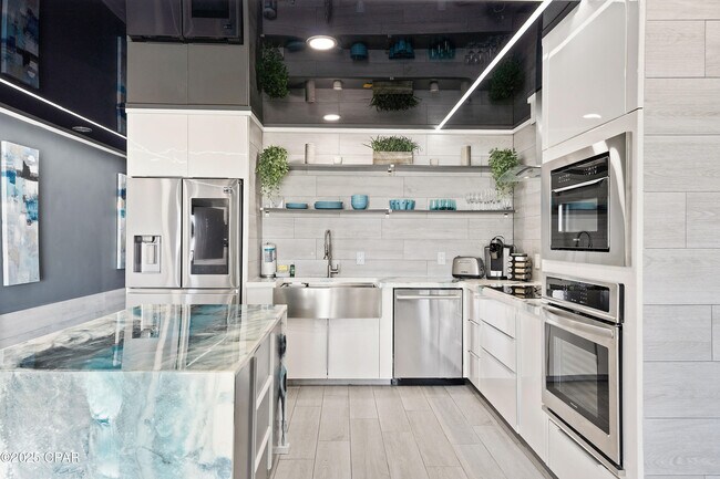 Photo - 8743 Thomas Dr Unidad 231