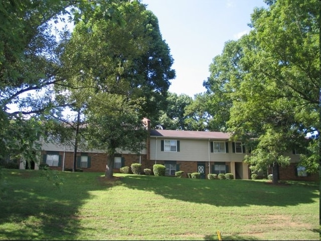 Photo - The Highlands Apartments