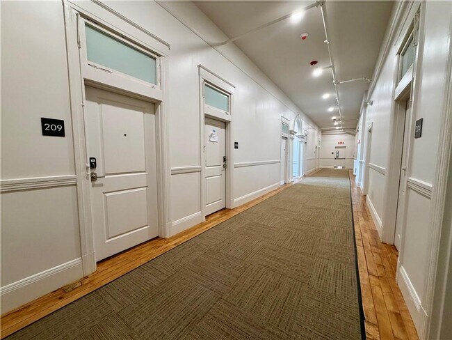 Photo - 1624 Lonsdale Ave Unit 101,201,301,308