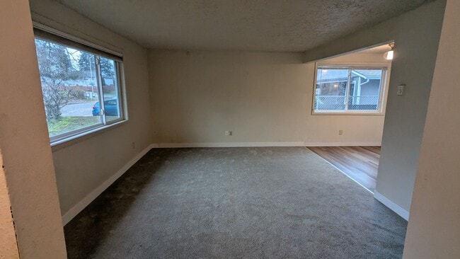 Photo - 14616 NE Coast Pine Ct Unidad A