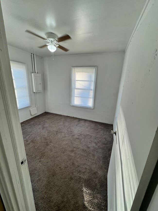 Photo - 519 1st St
