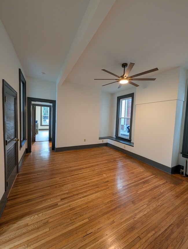 43 Wayside Ave Unit 1