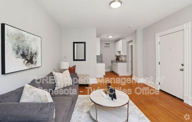Building Photo - 550 Ashland Ave Unit Apt 1