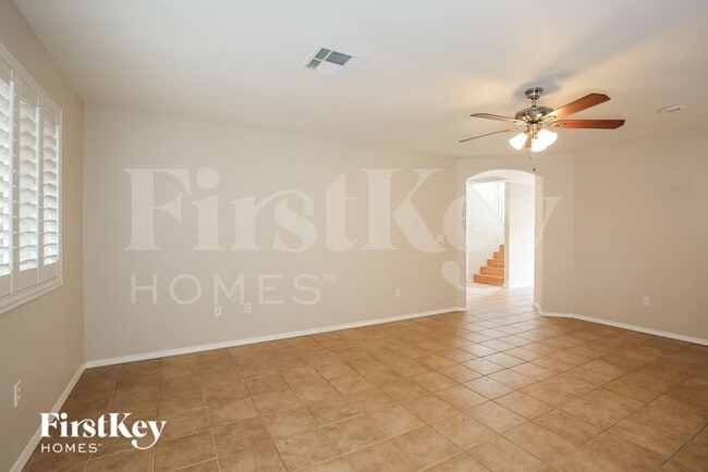 Photo - 3937 Philomena St