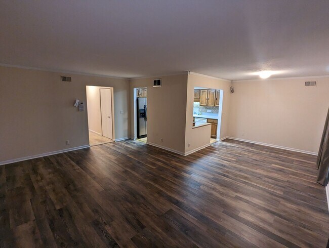 Photo - 5526 Heatherdowns Blvd Unit - 8