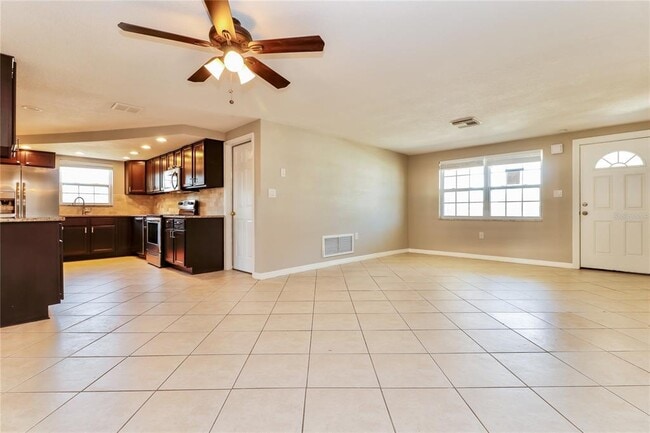 Photo - 3208 Primrose Dr