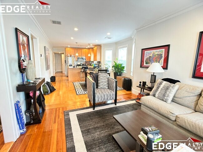 Building Photo - 9 Montfern Ave Unit A Rental
