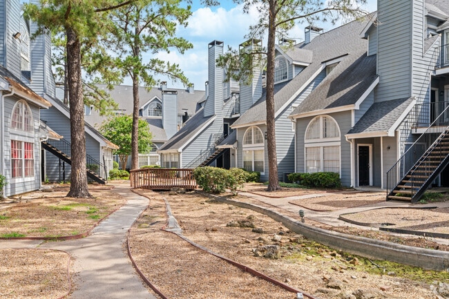 Pine Lake Village