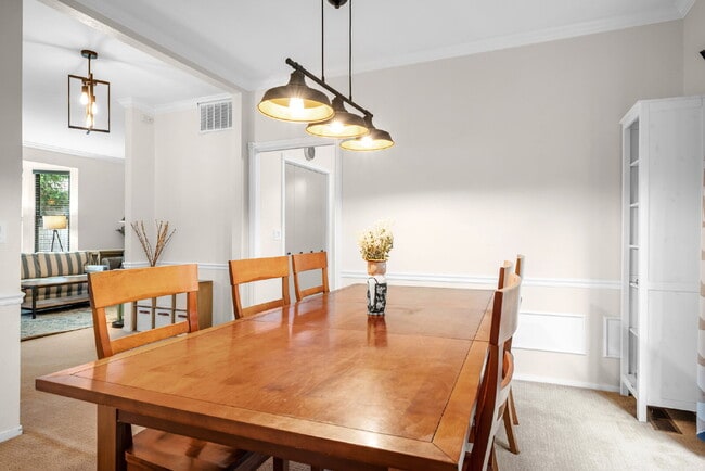 Photo - 6 month lease available now