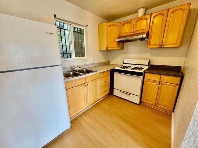 Photo - 2863 Brookdale Ave Unit C