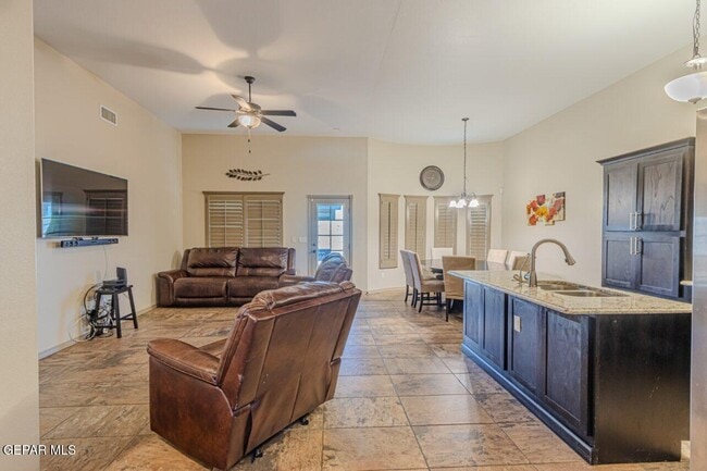 Photo - 13159 Wellington