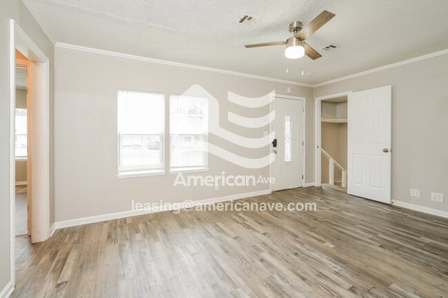 Photo - 4923 E Easton St