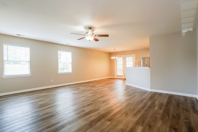 Photo - 2826 Filbert St