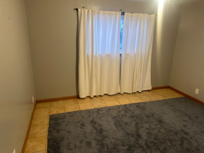 Photo - 5731 Fenton St