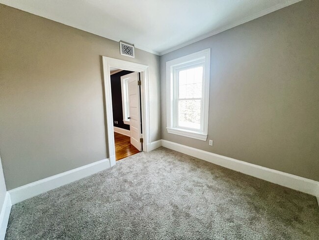 Photo - 33 Maplewood Ave Unit Suite 204
