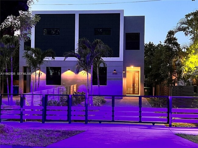 Photo - 2737 SW 2nd St