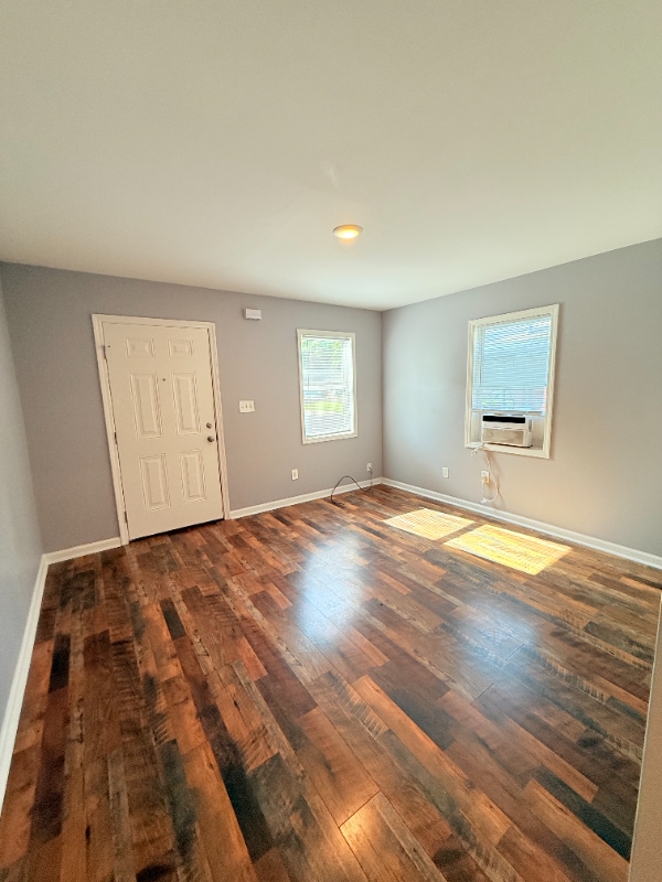Photo - 736 N Montgomery St