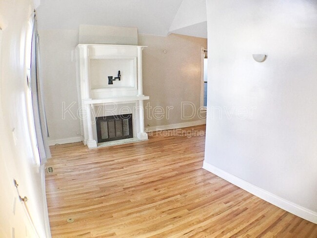 Photo - 1032 E 24th Ave