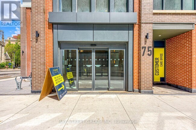 Photo - 75 James St S Unit 1504