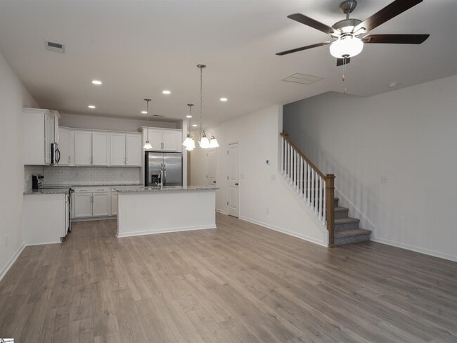 Photo - 272 Bryland Wy