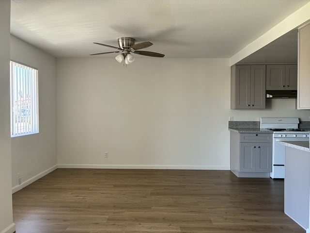 Photo - 247 Normandie Ave