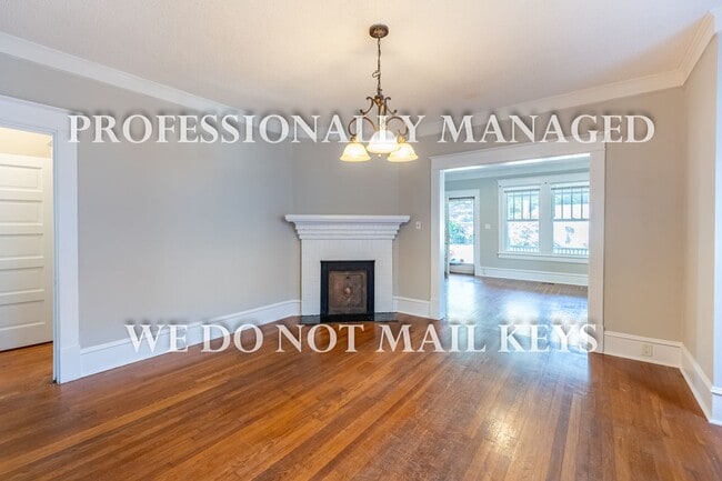 Photo - 1517 Beal St