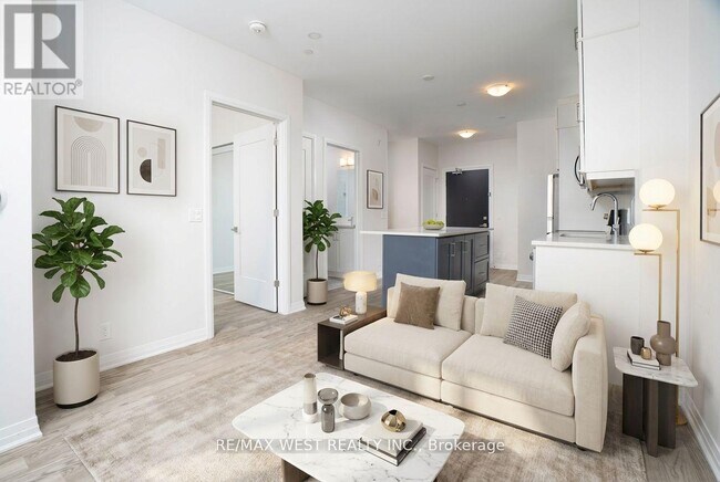 Photo - 102 Grovewood Common Unité 133