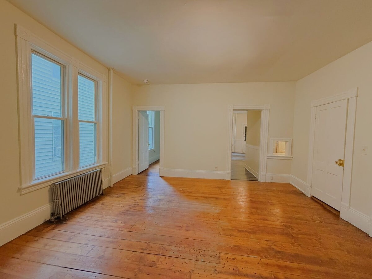 Photo - 164/166 Eagle Street Unit 166 Apt #1