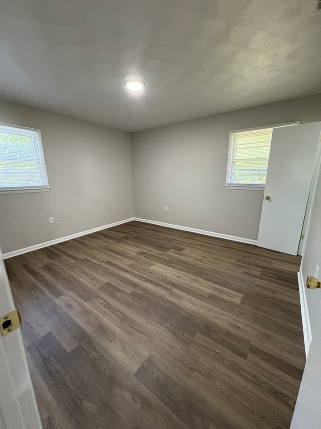 Photo - 603 Waters Dr