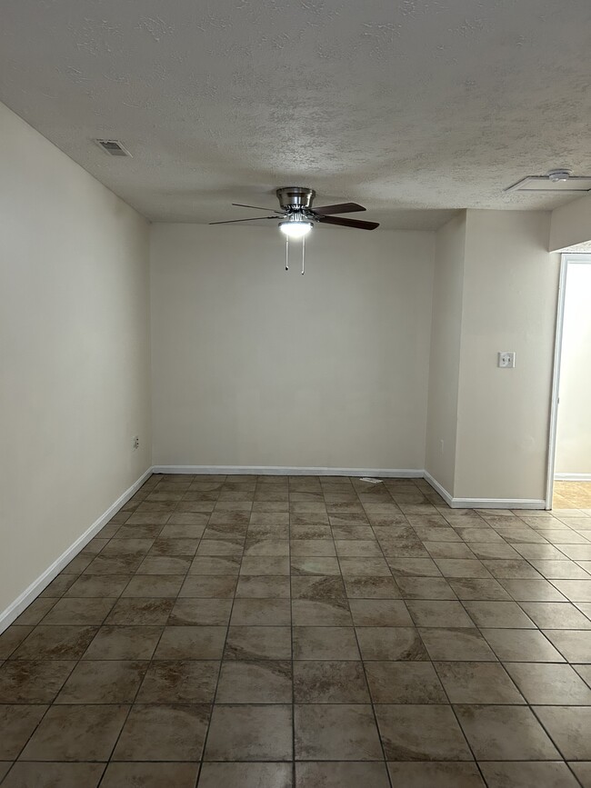 Photo - 46354 Columbus Dr