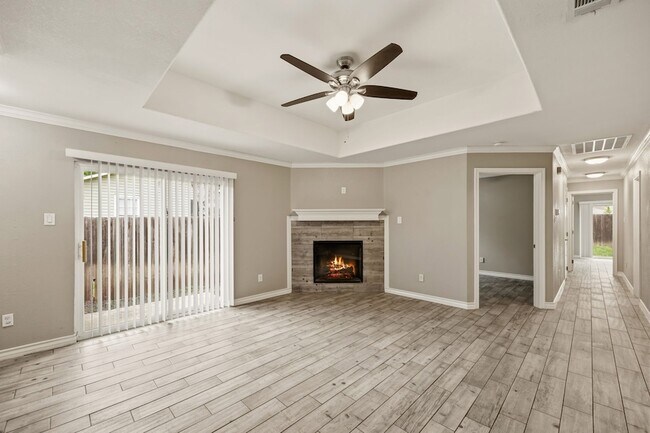 521-525 Gilcrease Street Unit
