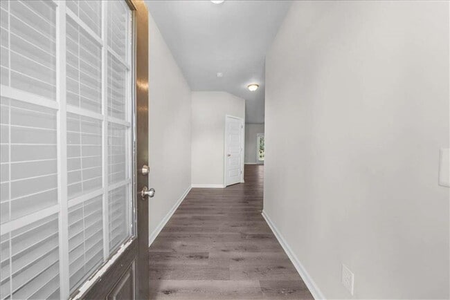 Building Photo - 200 Vickery Ln