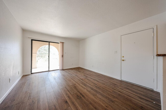 Photo - 5757 W Eugie Ave Unit 1038