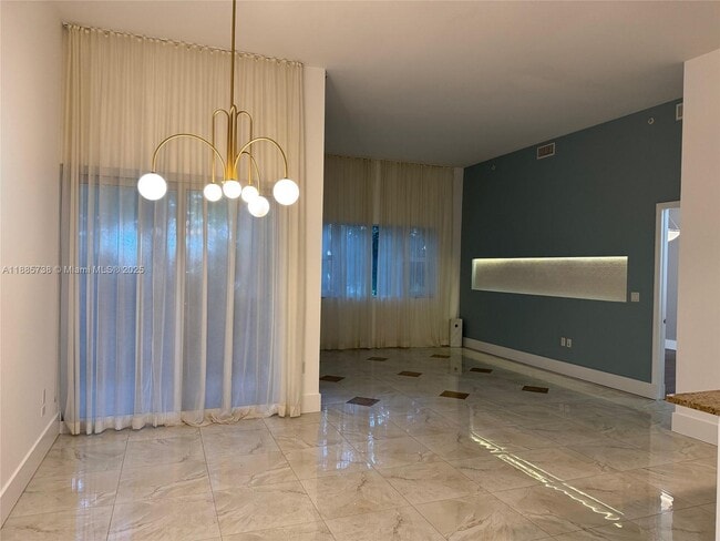 Photo - 20000 E Country Club Dr Unidad 104
