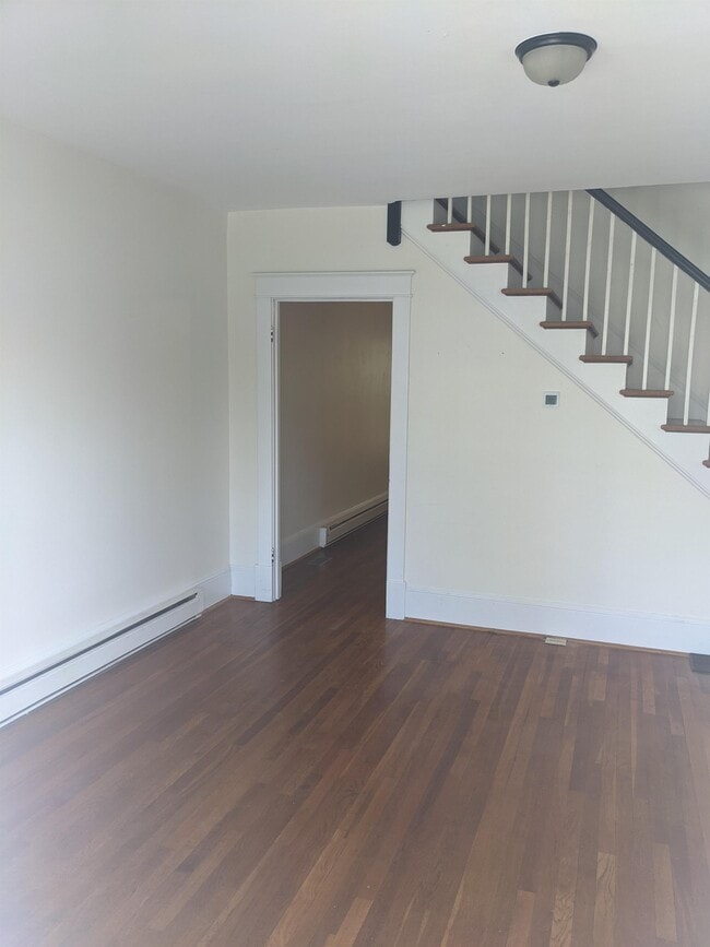 Photo - 216 E Fairfax Ln Townhome