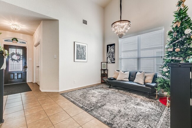 Photo - BEAUTIFUL 4-BEDROOM HOME IN REDBIRD RANCH