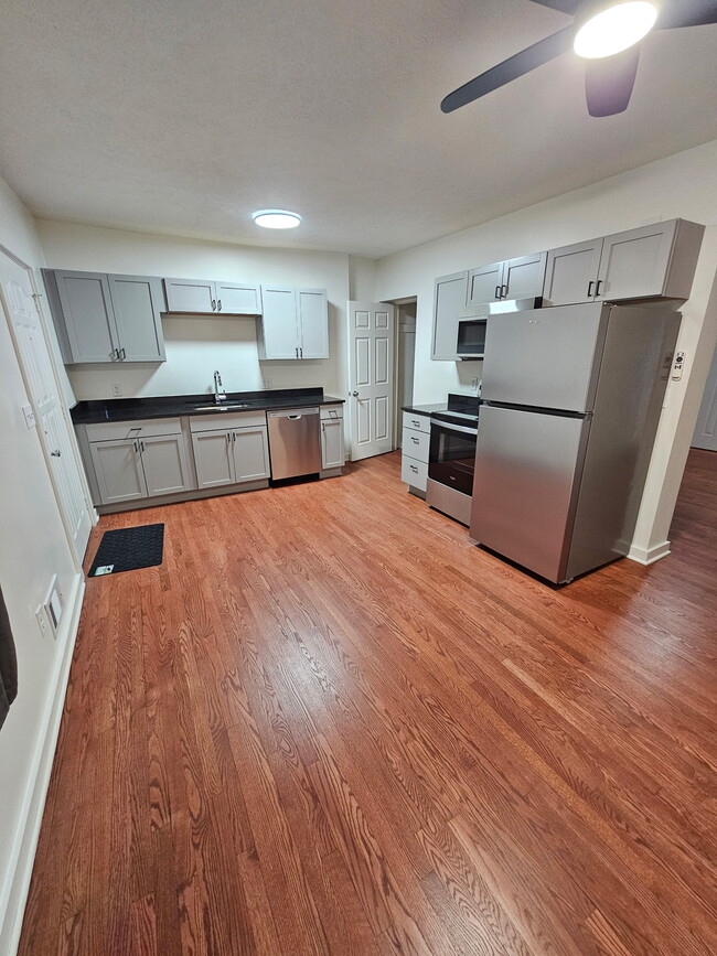 Photo - 2718 Pacific St Unit 2718