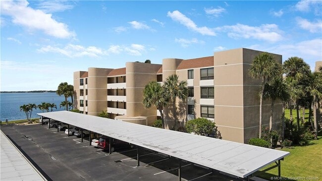 Building Photo - 3442 NE Causeway Blvd Unit 103