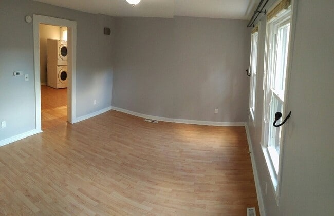 Photo - 63 Marshall St Unit REAR