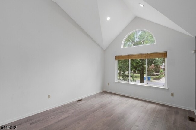 450 Vanderveer Rd
