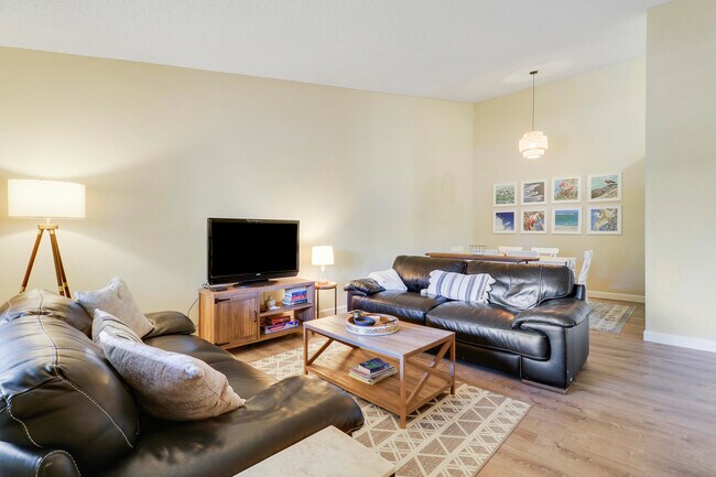 6414 Chasewood Dr Unit F